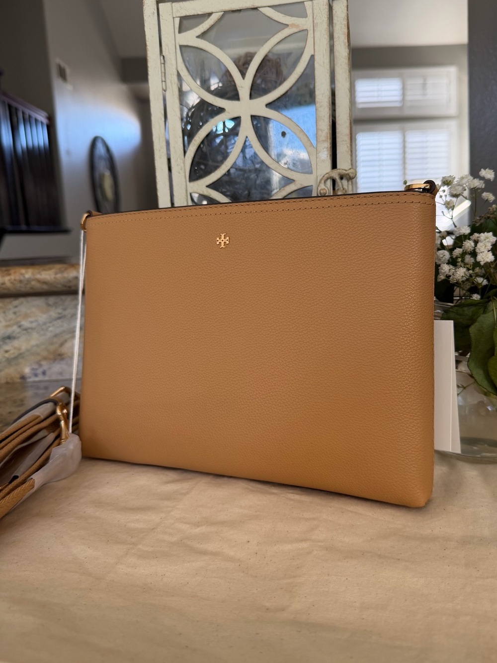 NEW Tory Burch Blake Swingpack Leather Crossbody 176874 Warm Biscuit $300